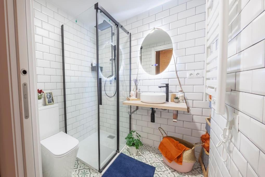 Rb - Urban Loft Retreat, Comfort & Good Location Valenza Esterno foto