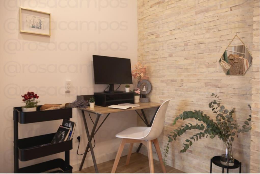 Rb - Urban Loft Retreat, Comfort & Good Location Valenza Esterno foto