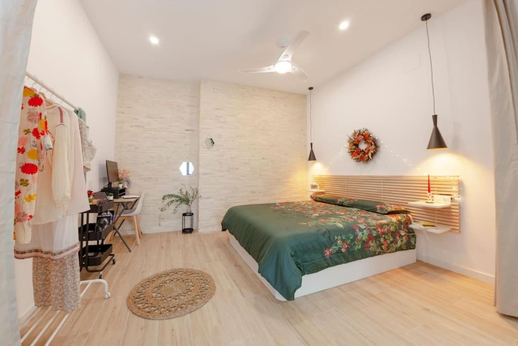 Rb - Urban Loft Retreat, Comfort & Good Location Valenza Esterno foto