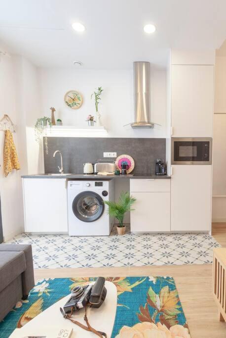 Rb - Urban Loft Retreat, Comfort & Good Location Valenza Esterno foto